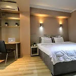 Luxury アパート *