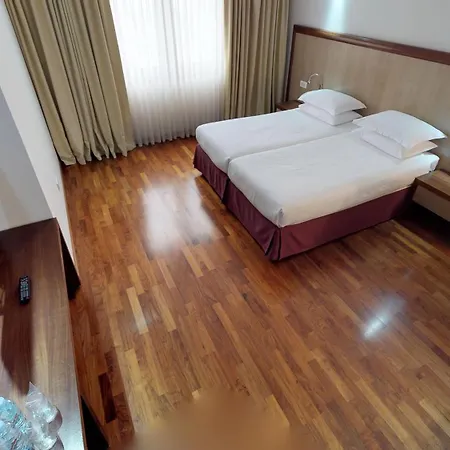 Luxury * Üsküp